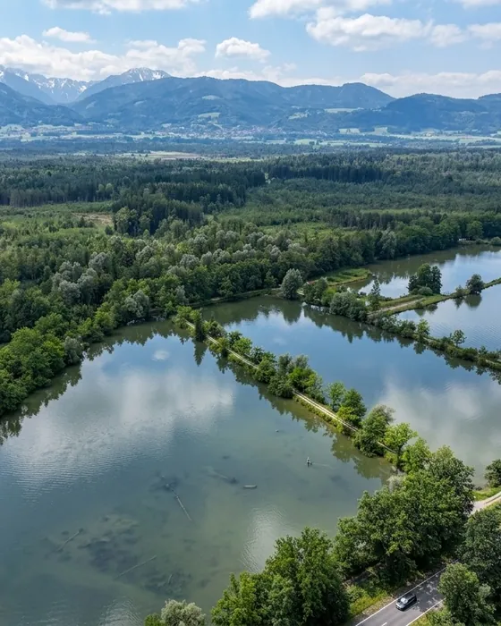 Luftaufnahme der Fischweiher in den Wasserwiesen
